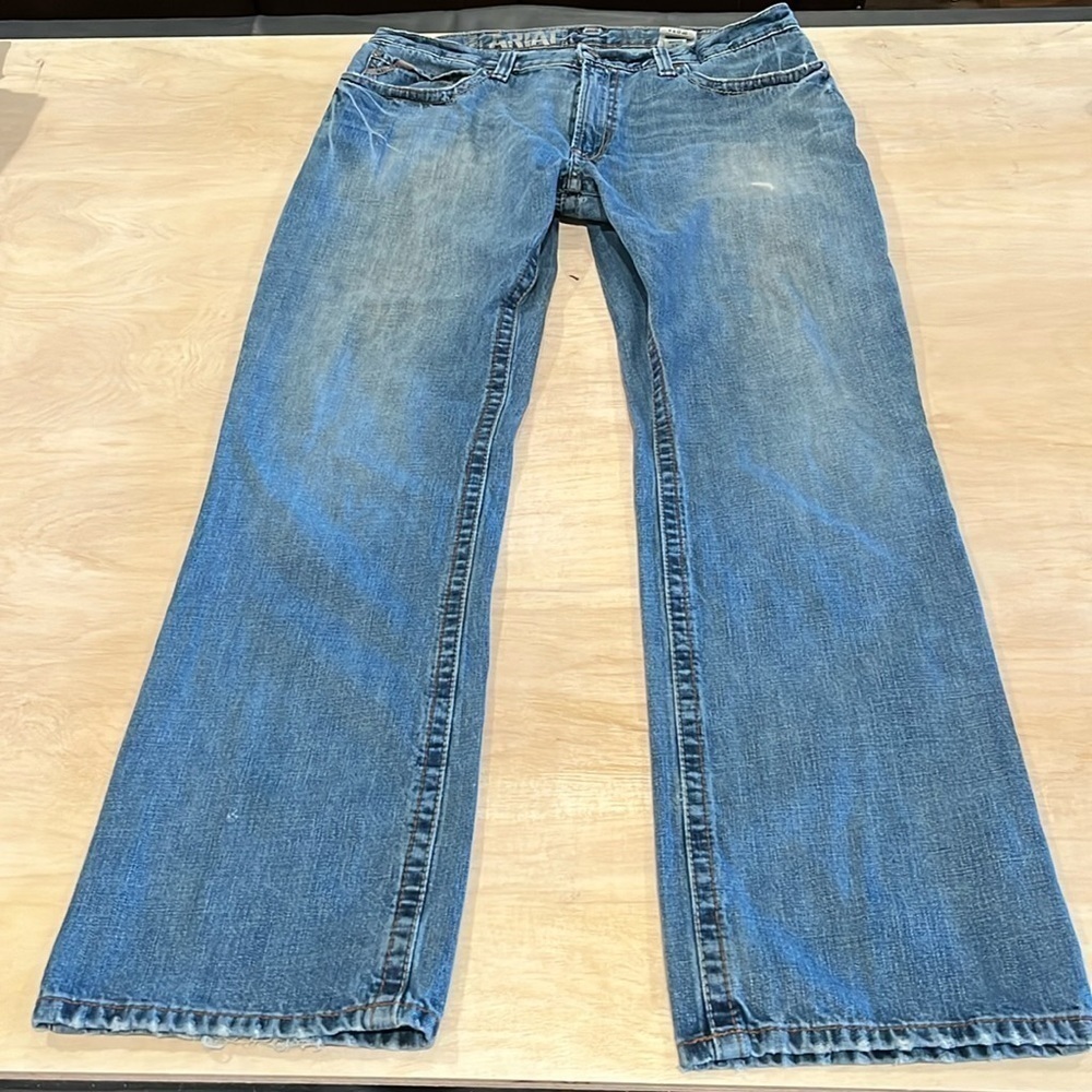 Men’s Ariat low rise boot 38 x 36